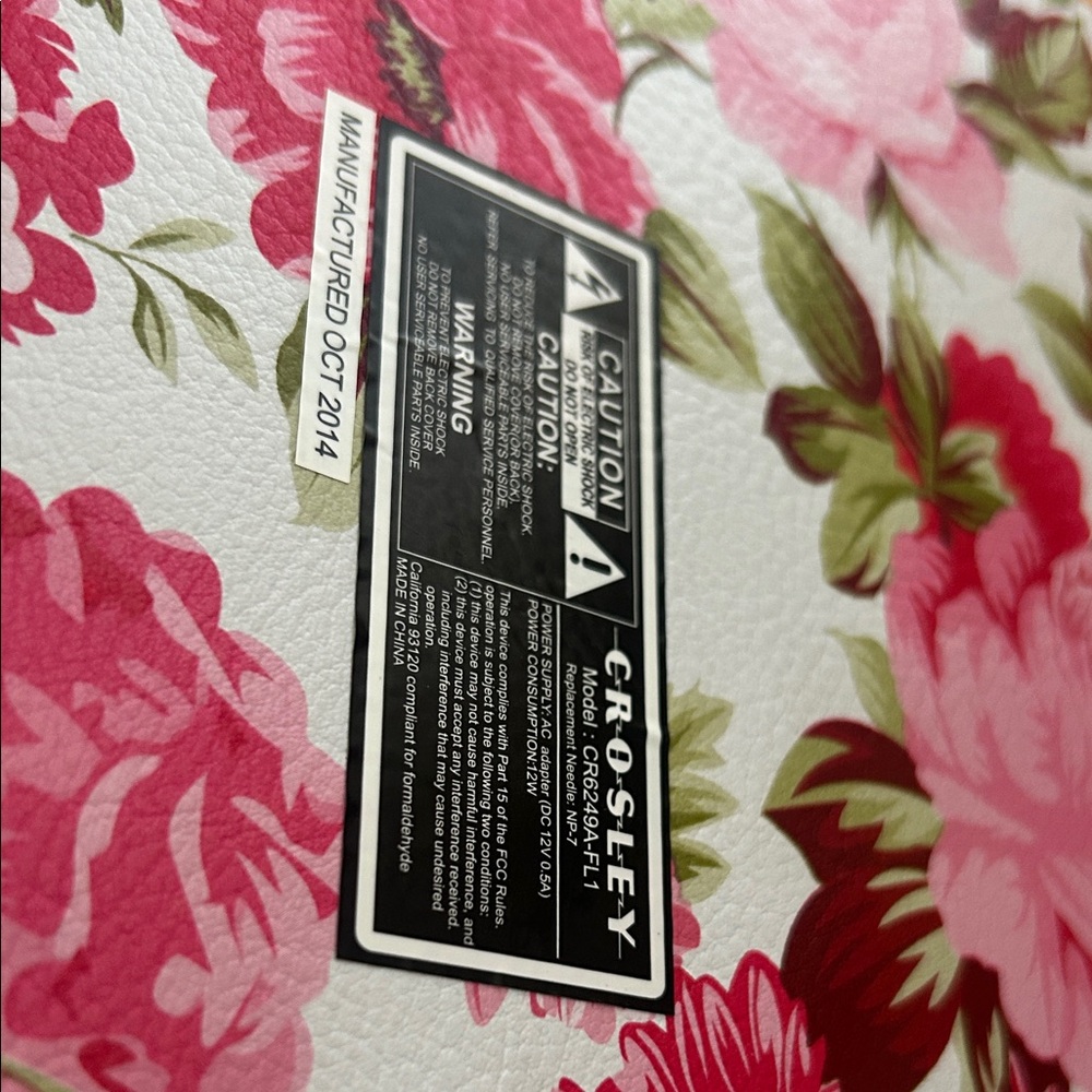 Limited Edition Crosley Radio Keepsake Portable Turntable - Pink Floral - Picture 10 of 10